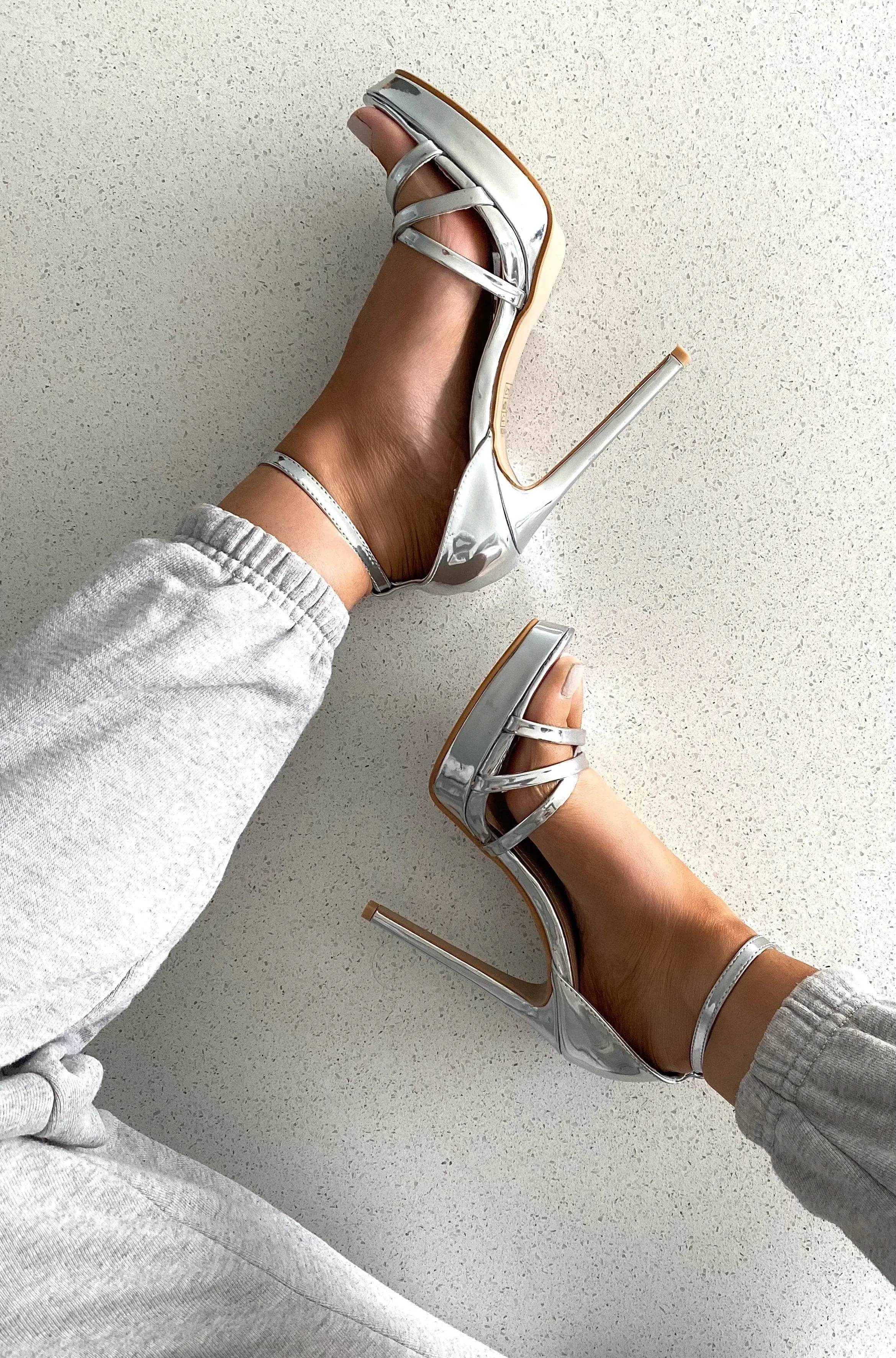 Amelia Crossover Strap Platform Sandal in Silver