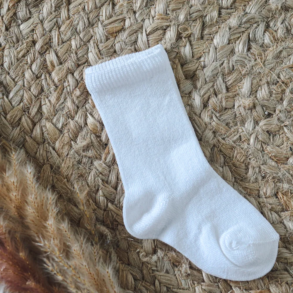 Meia Pata Plain White Knee Socks