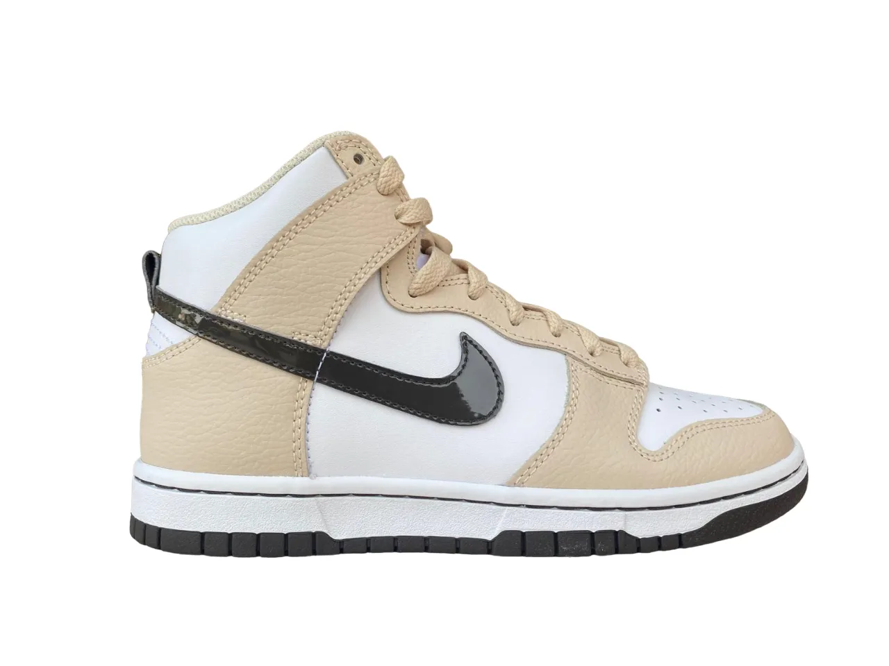 Nike Dunk High W FD9874 100 white-beige women's high sneakers shoe