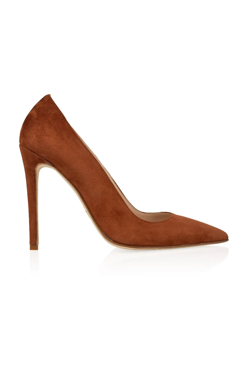 Nude Pump in Maya