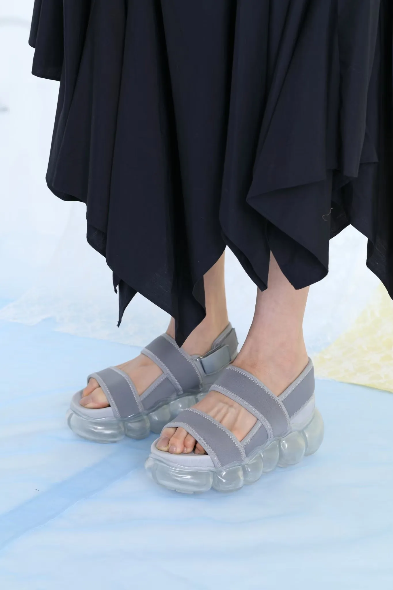 "Jewelry" Sandals  / Gray