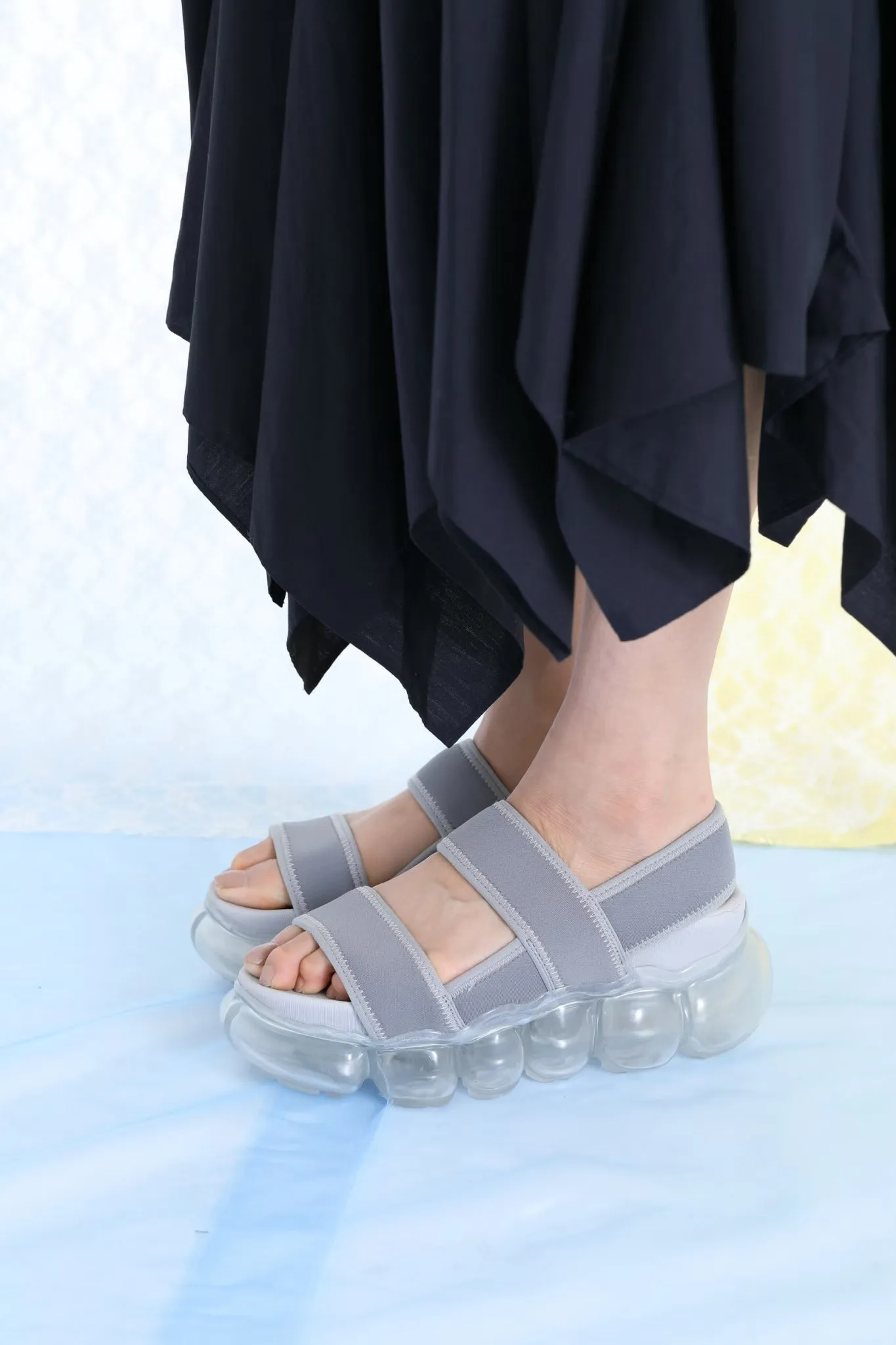 "Jewelry" Sandals  / Gray